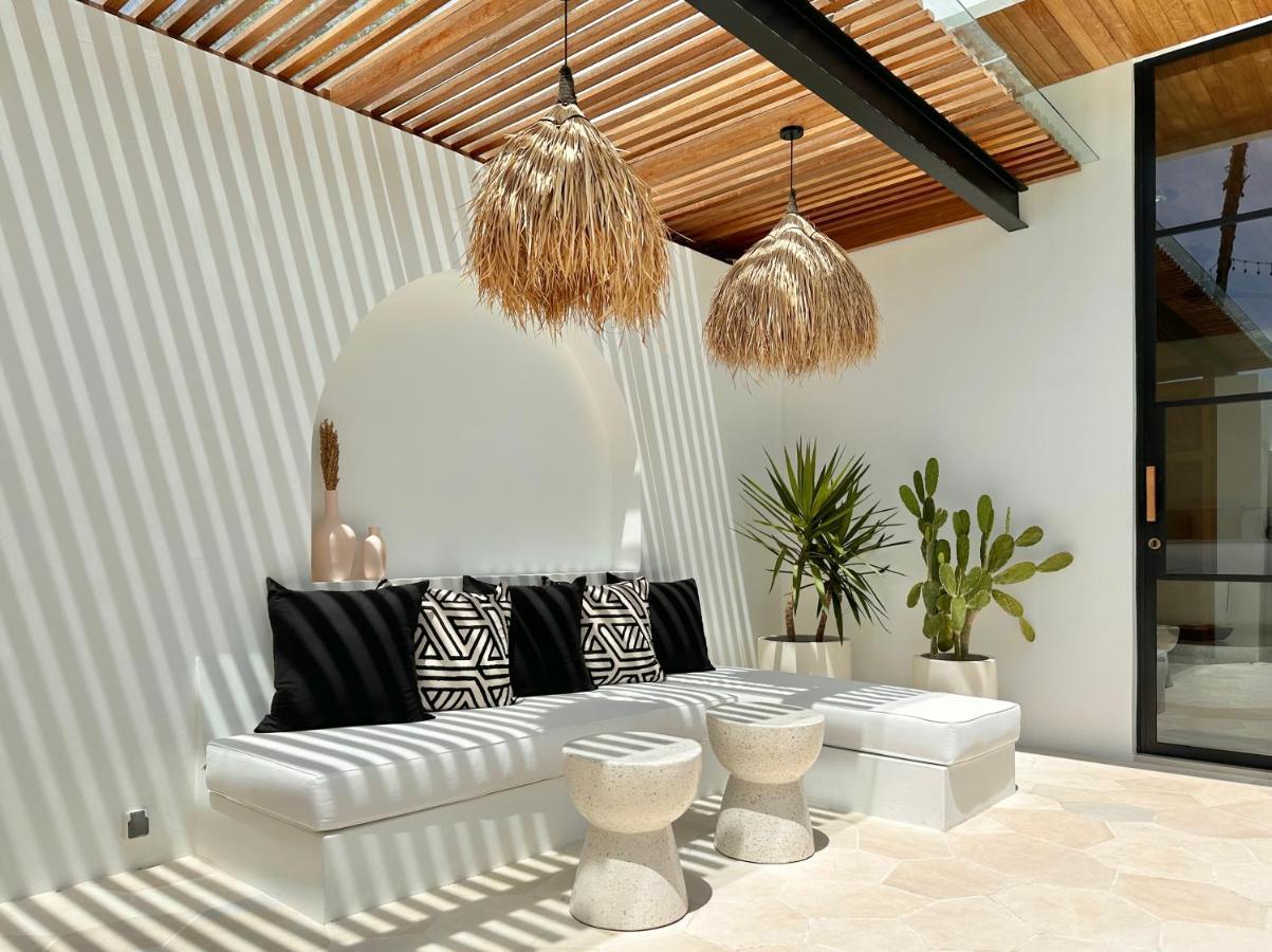 The Suites By The Young Villas Uluwatu Zewnętrze zdjęcie